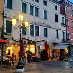 https://casa-felice-chioggia.hotelinveneto.com